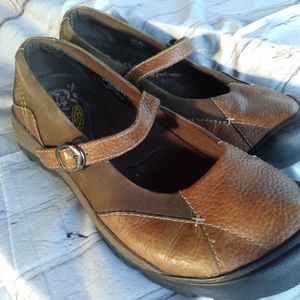 Womens keen leather mary janes US 11 EU 42